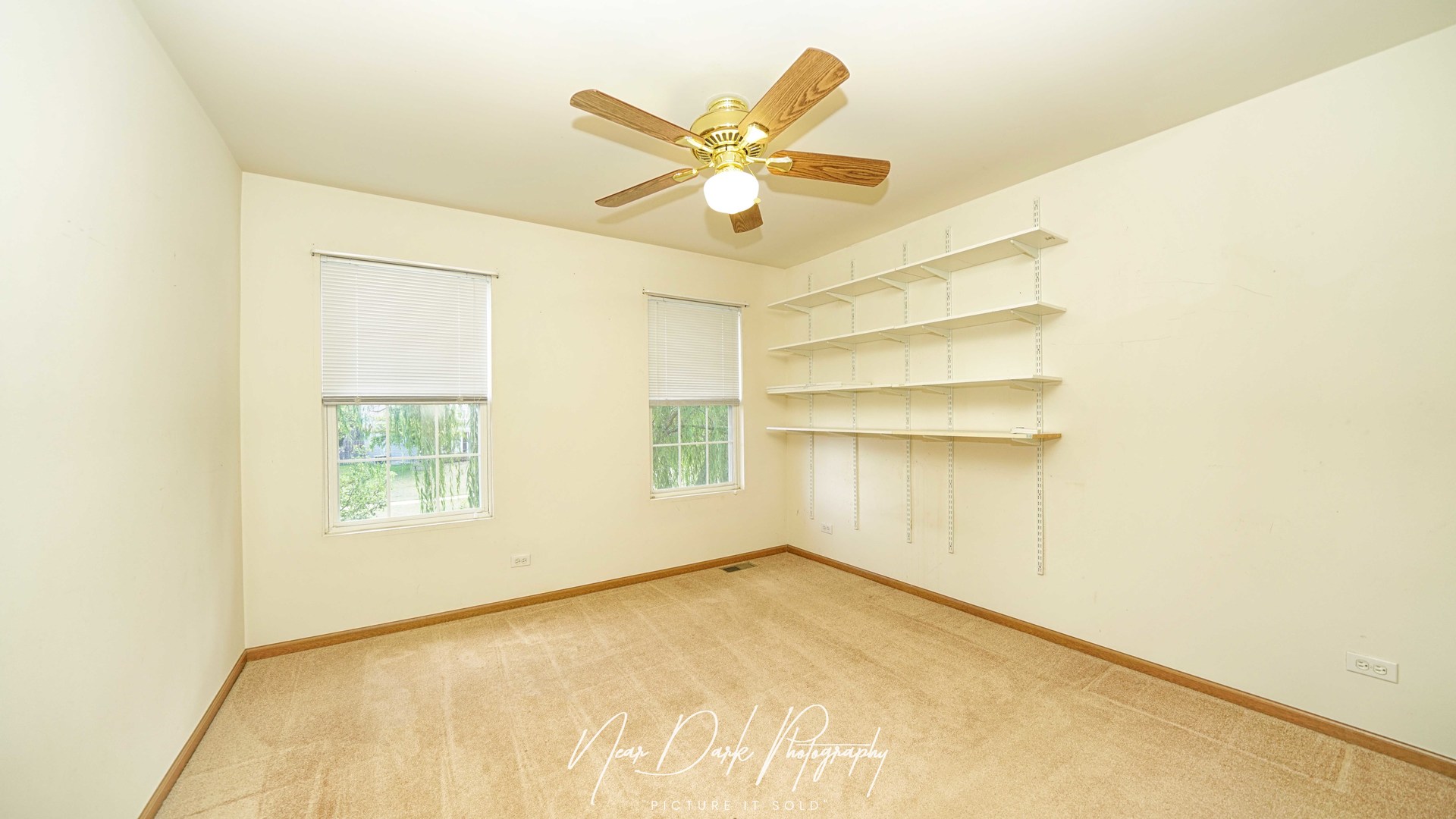 2292 Iroquois Lane