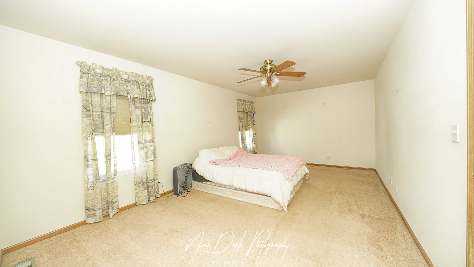 2292 Iroquois Lane