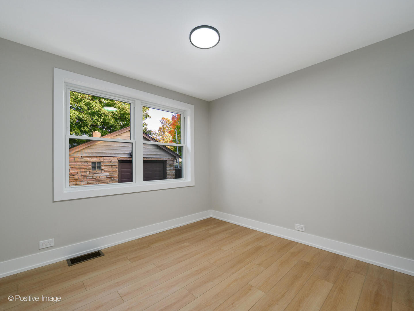 1521 Seymour Avenue