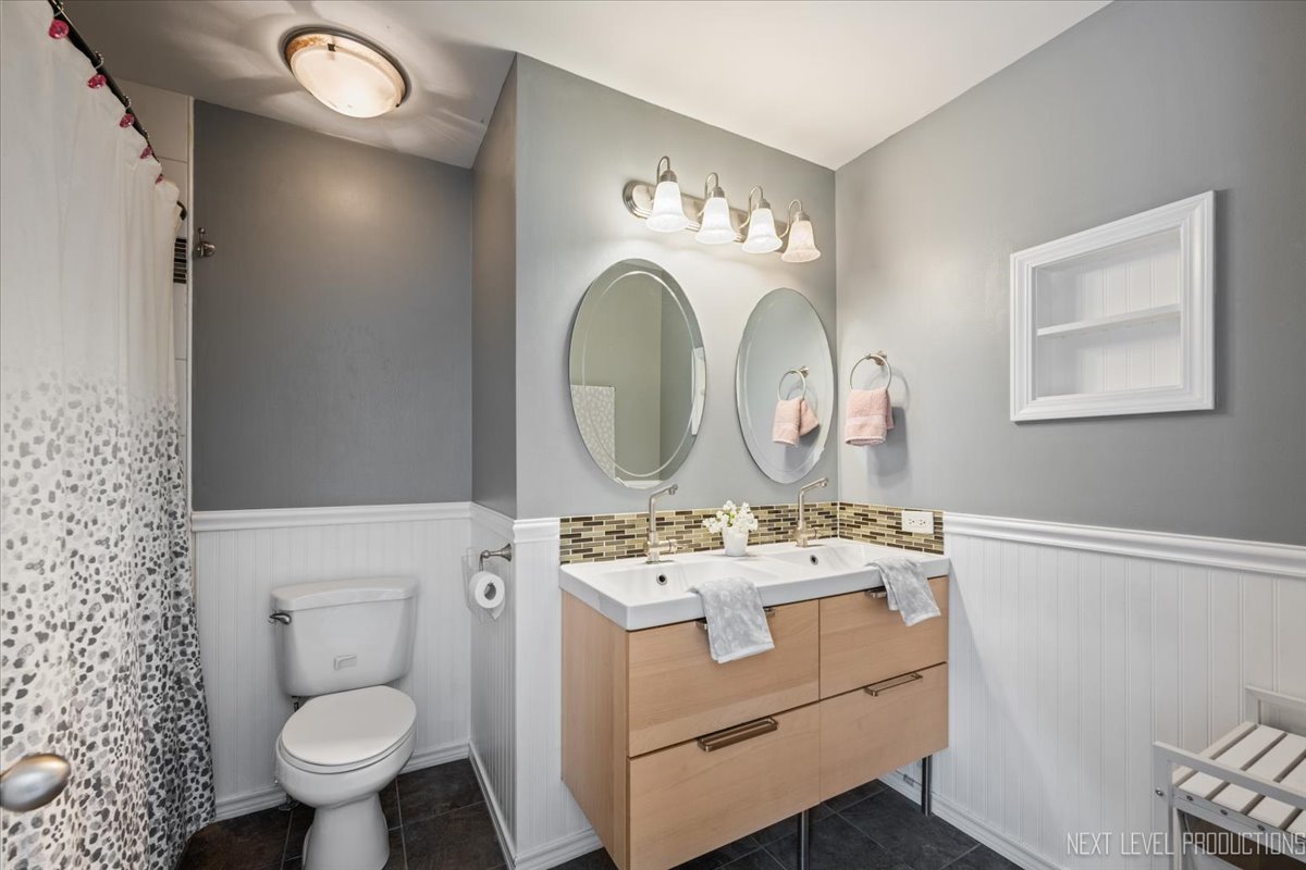 3144 Johnsbury Lane