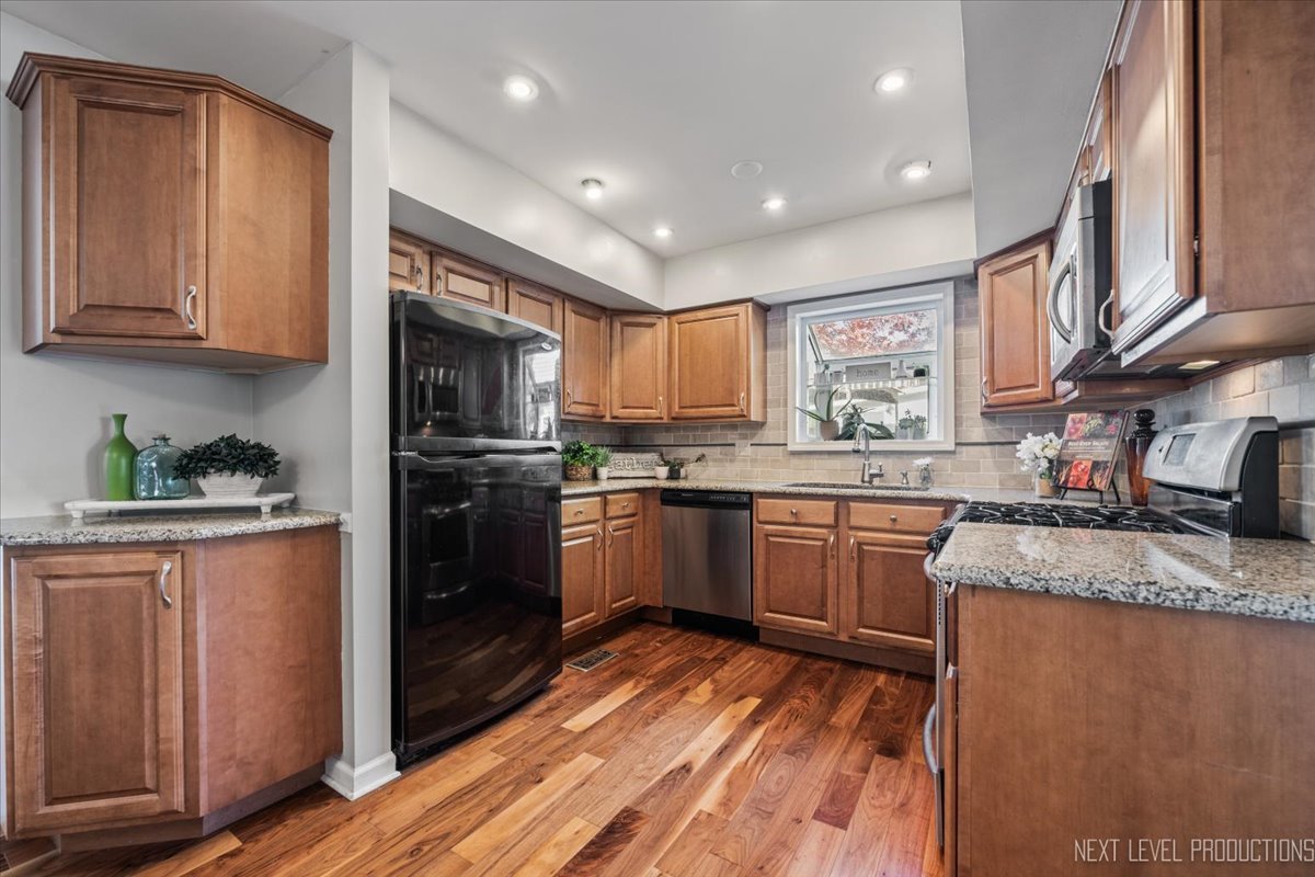 3144 Johnsbury Lane