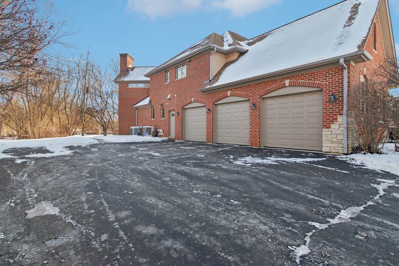 39716 Orchard Bluff Lane