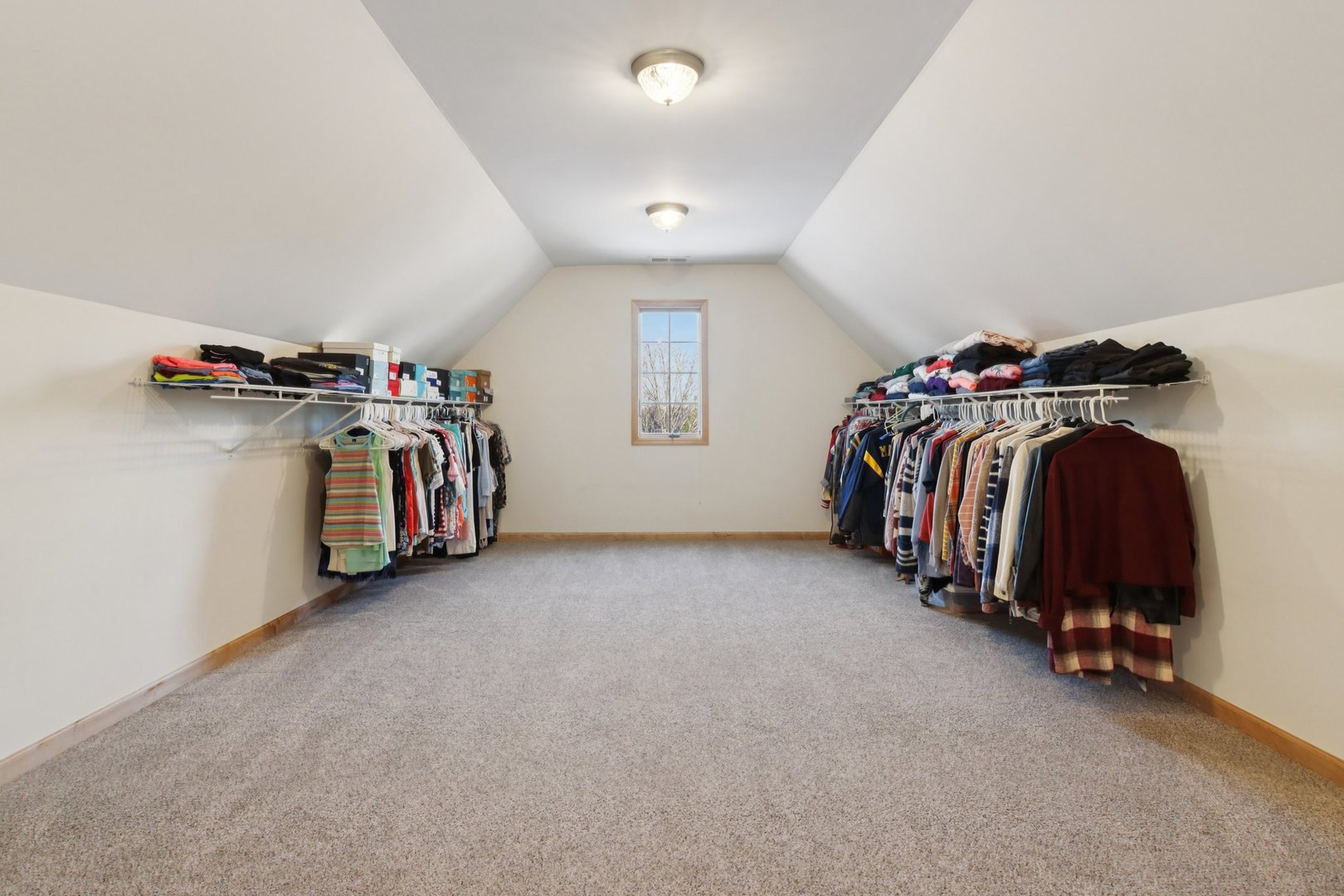 39716 Orchard Bluff Lane