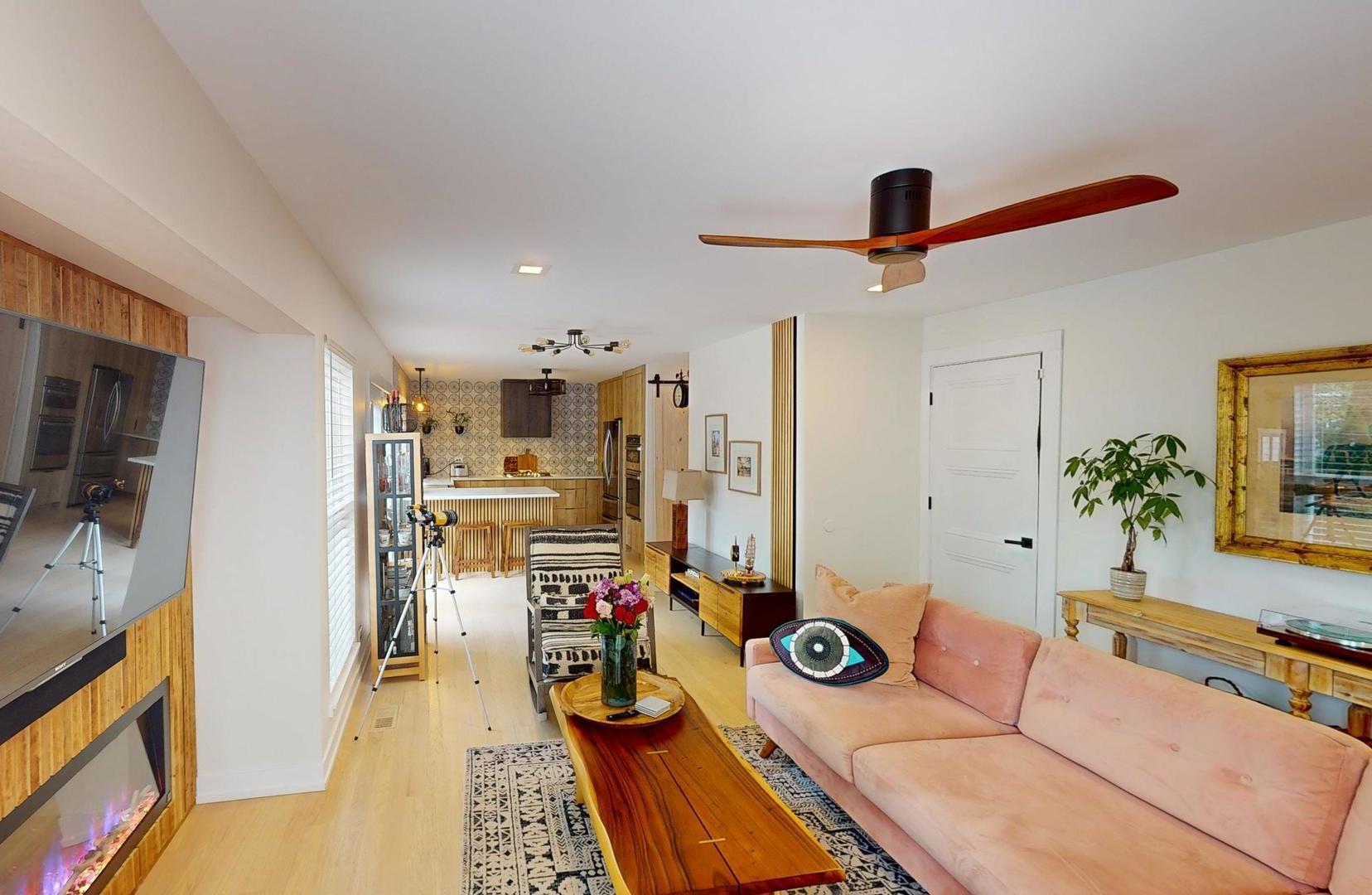 2207 Periwinkle Lane