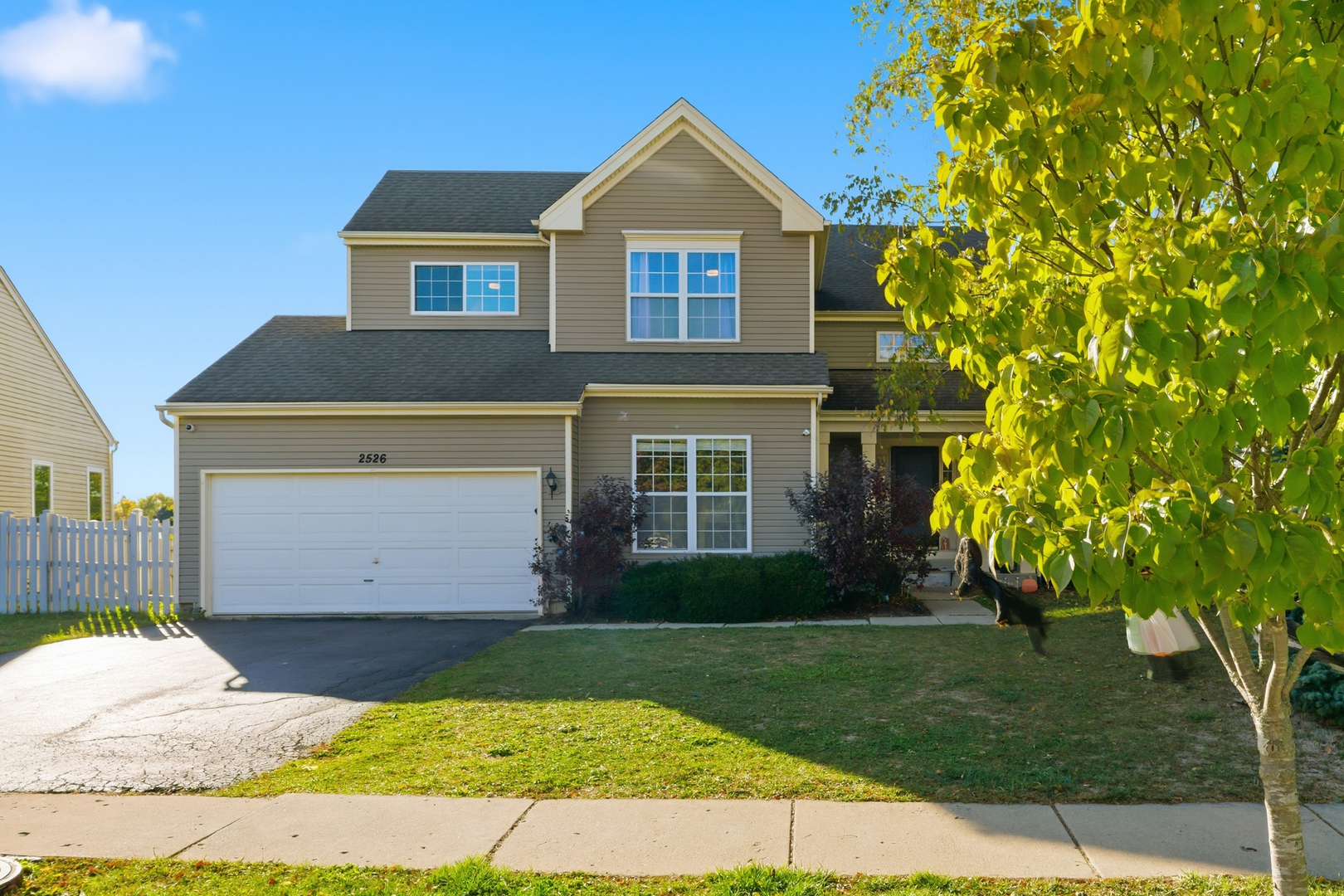 2526 Acorn Drive