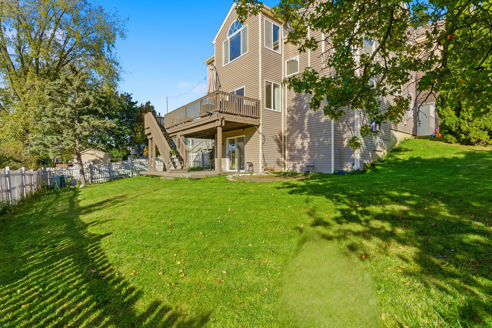 2526 Acorn Drive