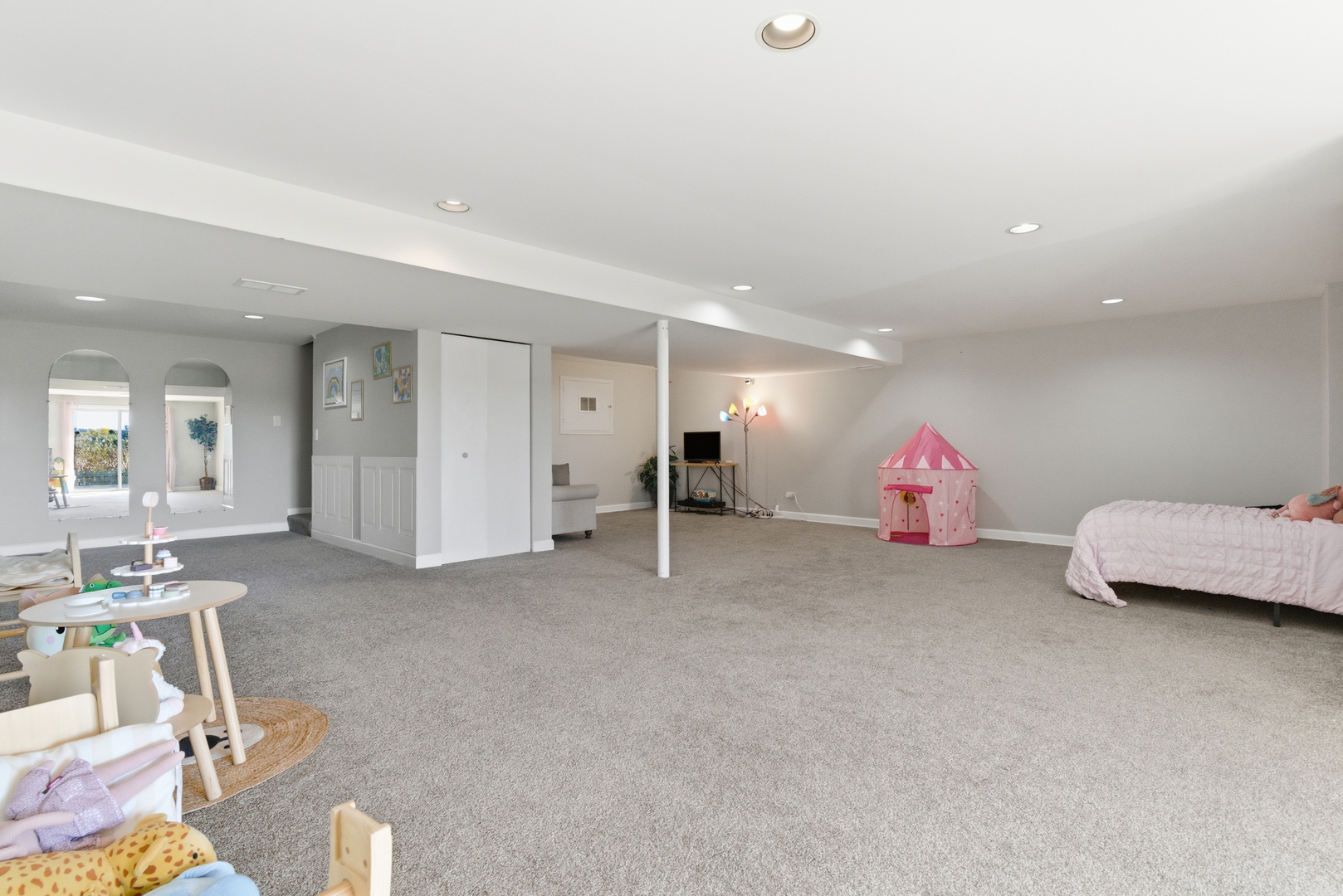 2526 Acorn Drive