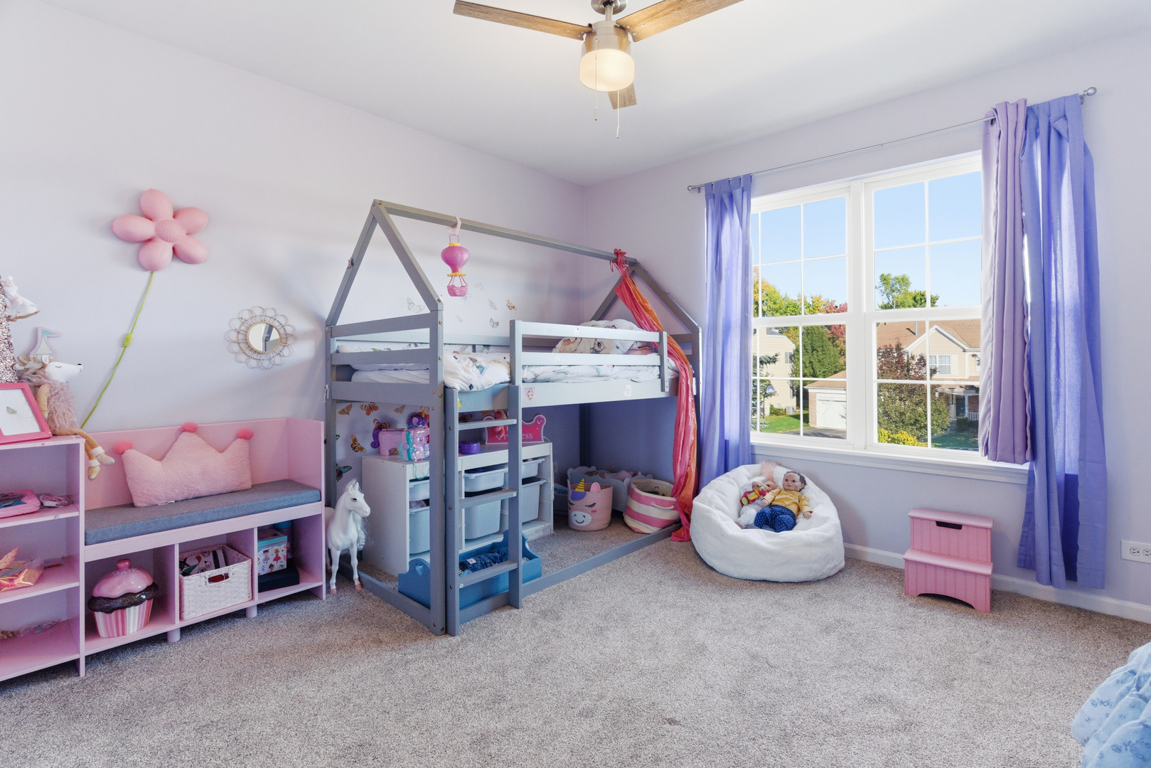 2526 Acorn Drive