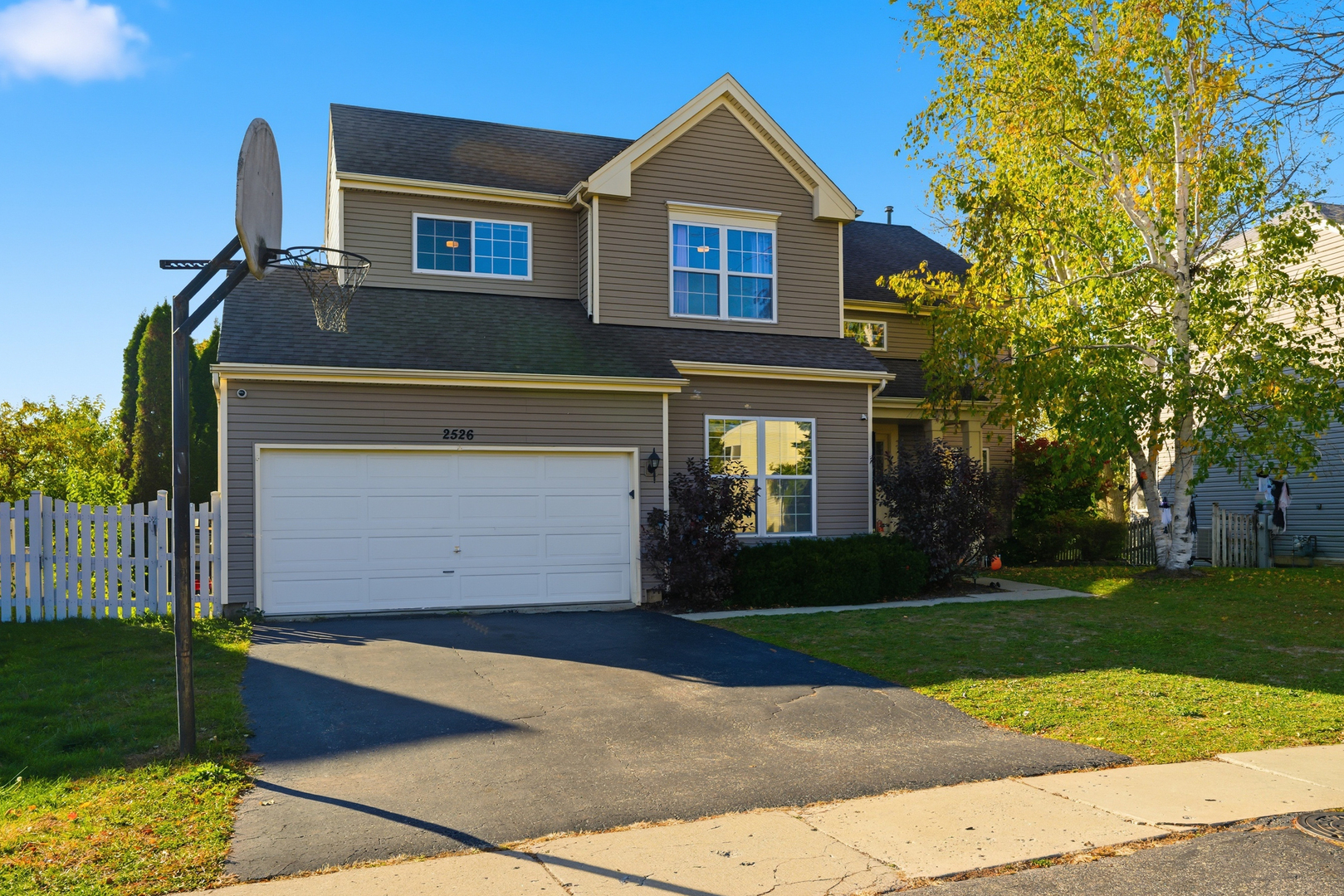 2526 Acorn Drive