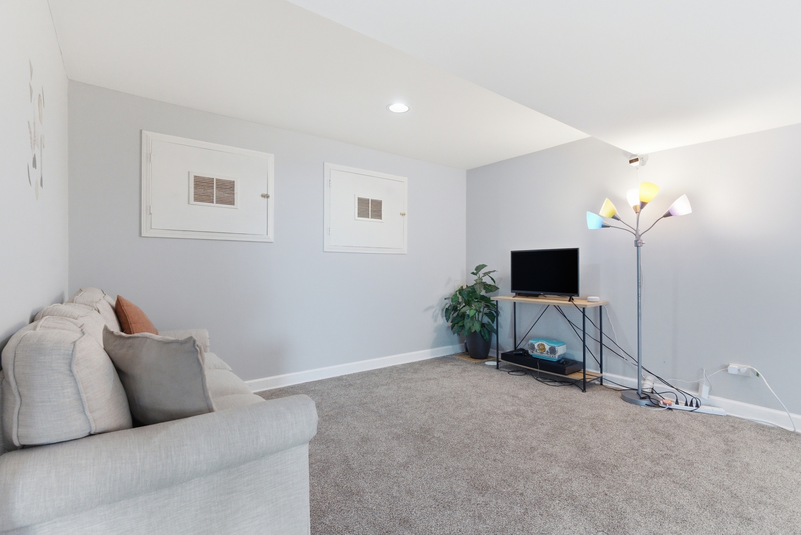 2526 Acorn Drive