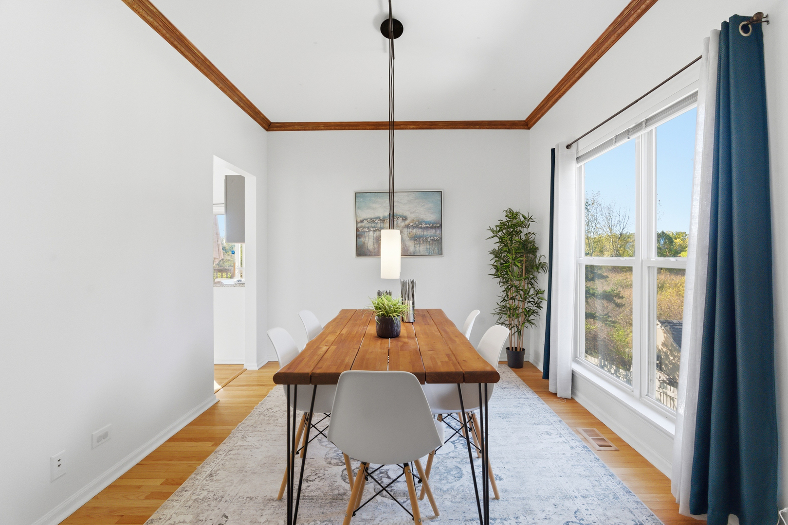 2526 Acorn Drive