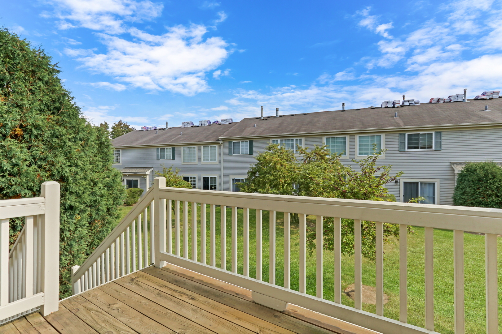 761 Creekside Circle Unit: 9-3
