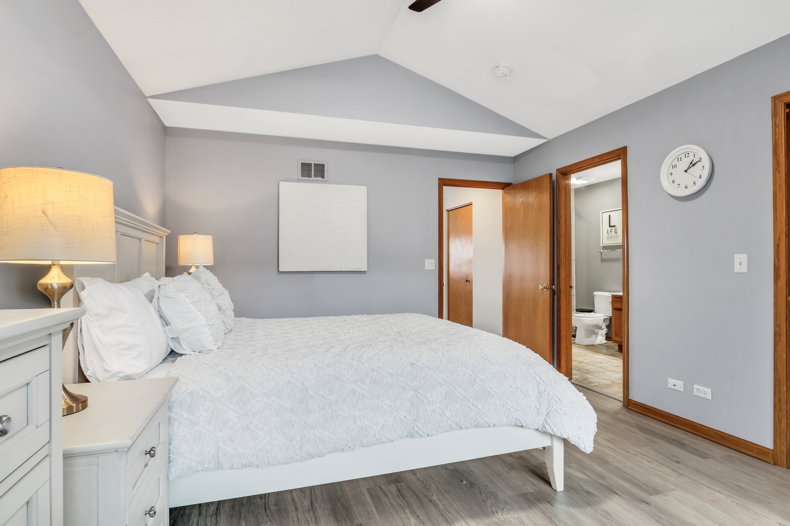 761 Creekside Circle Unit: 9-3