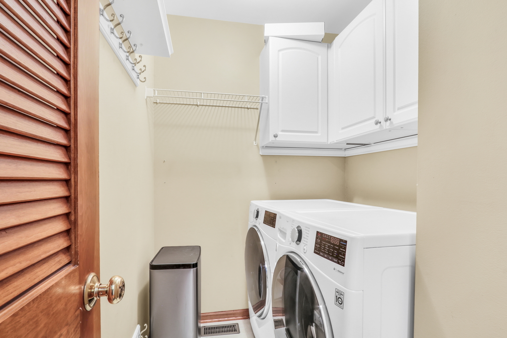 761 Creekside Circle Unit: 9-3