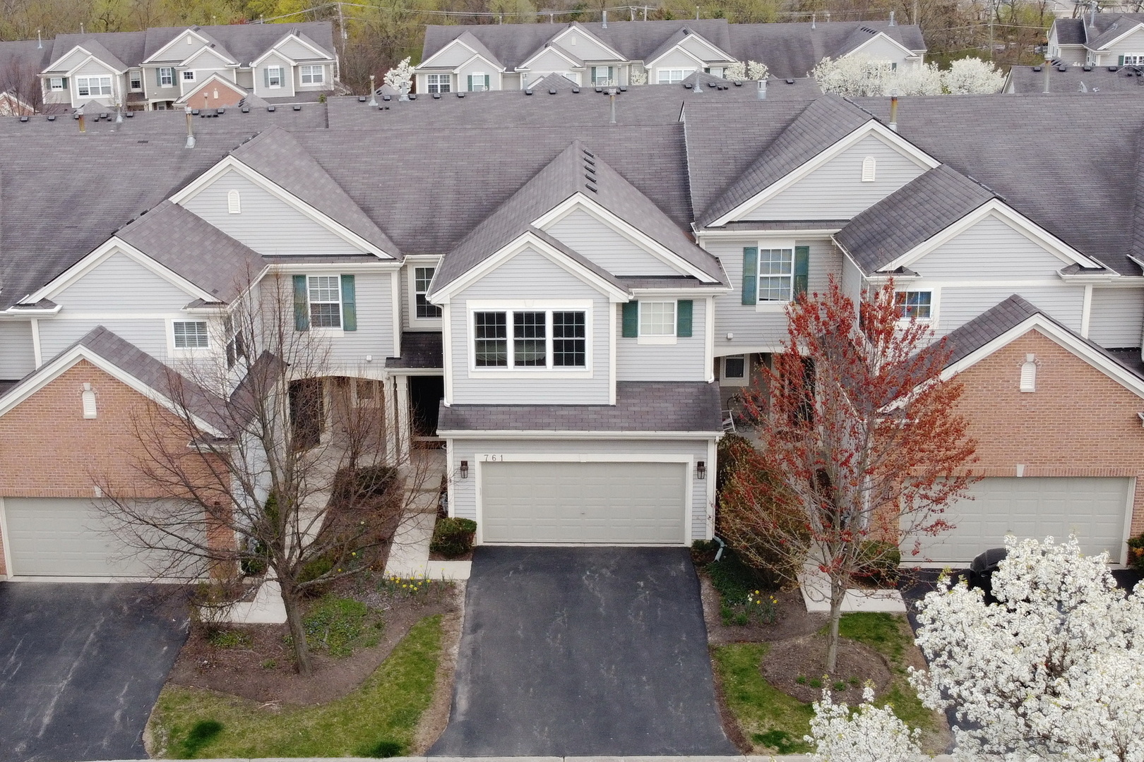 761 Creekside Circle Unit: 9-3