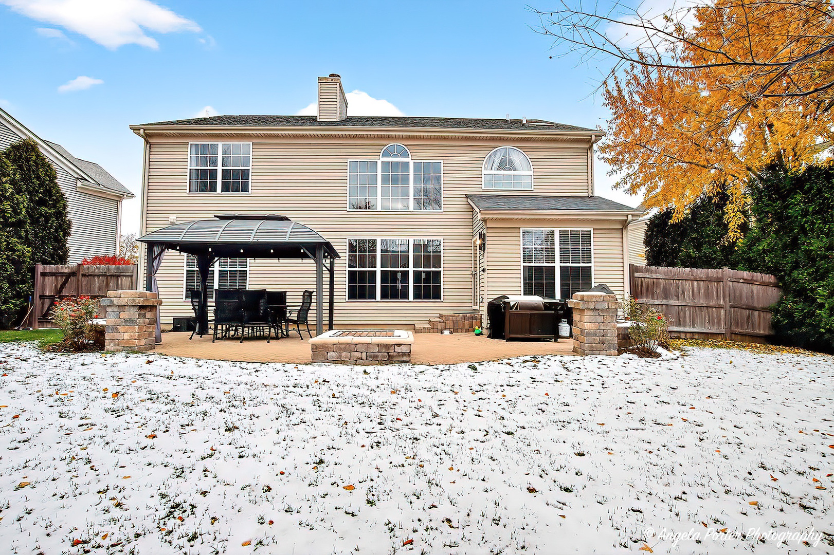 18863 W Wooddale Trail