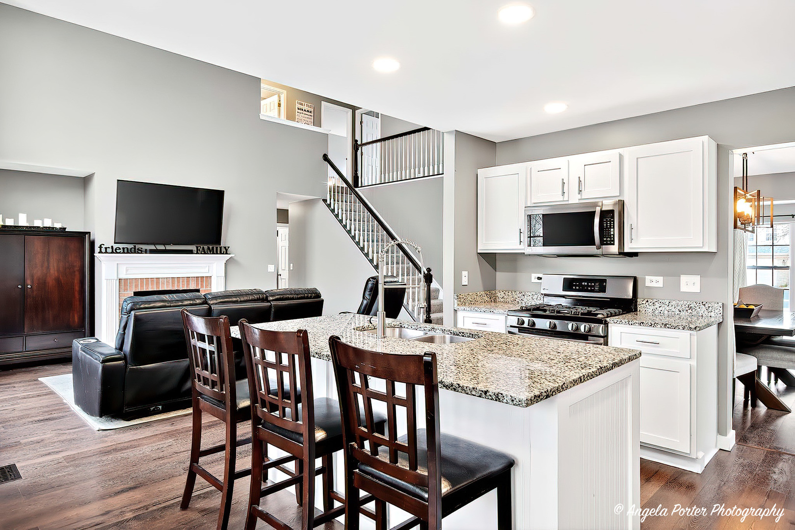 18863 W Wooddale Trail