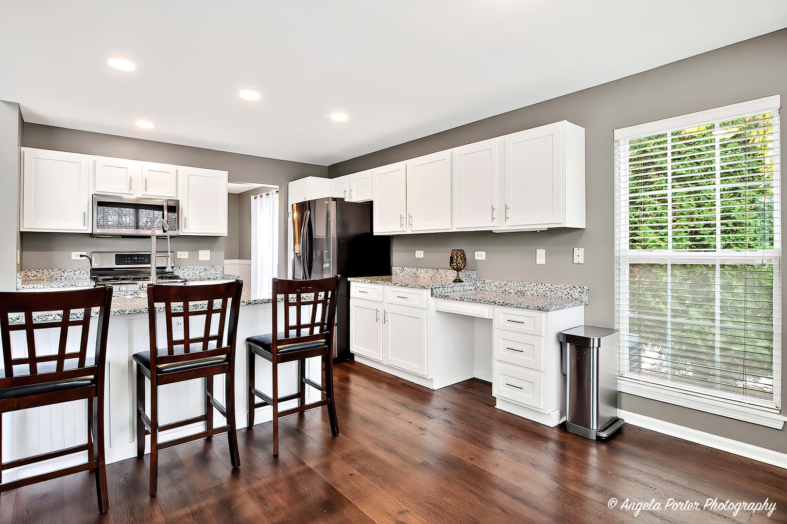 18863 W Wooddale Trail