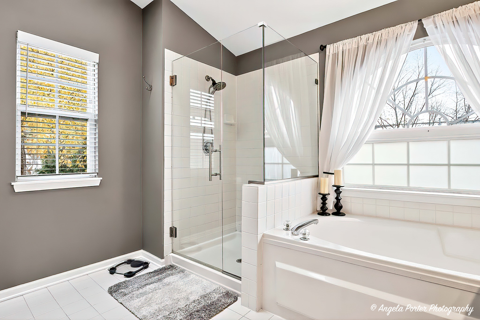 18863 W Wooddale Trail