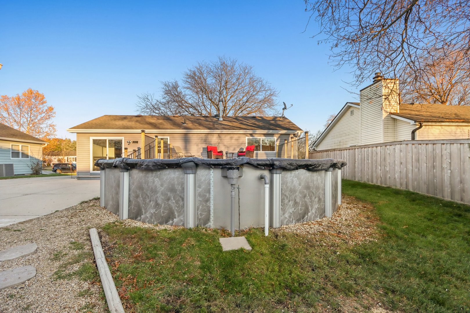 220 Larchwood Lane