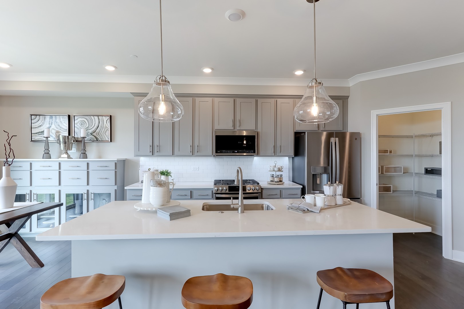 25457 W Emory Lane