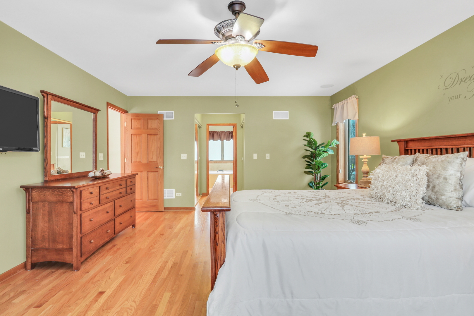 1168 Vineyard Drive