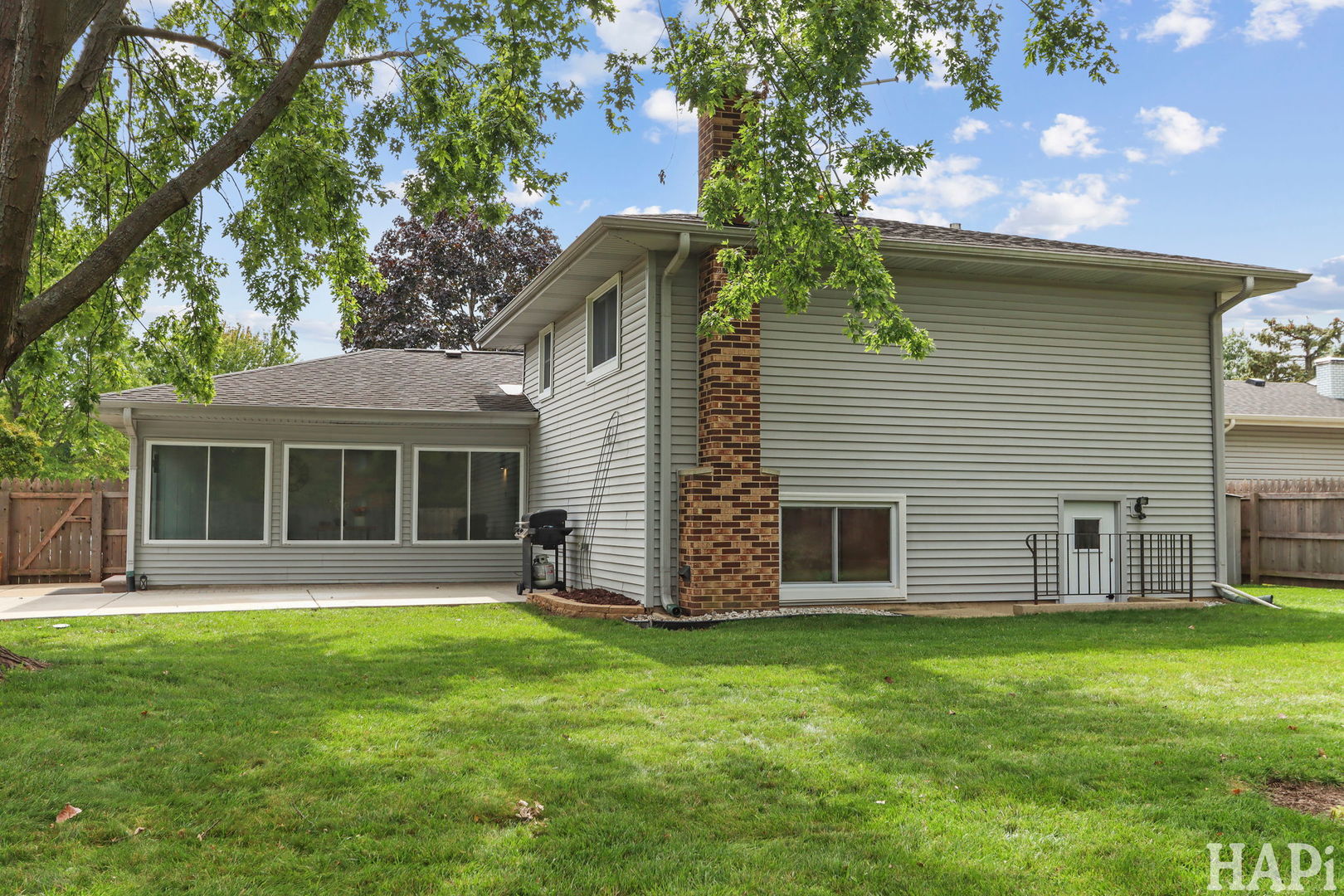 1942 Trail Ridge Street