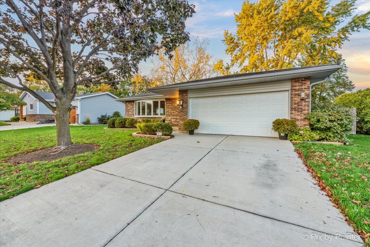 1942 Trail Ridge Street