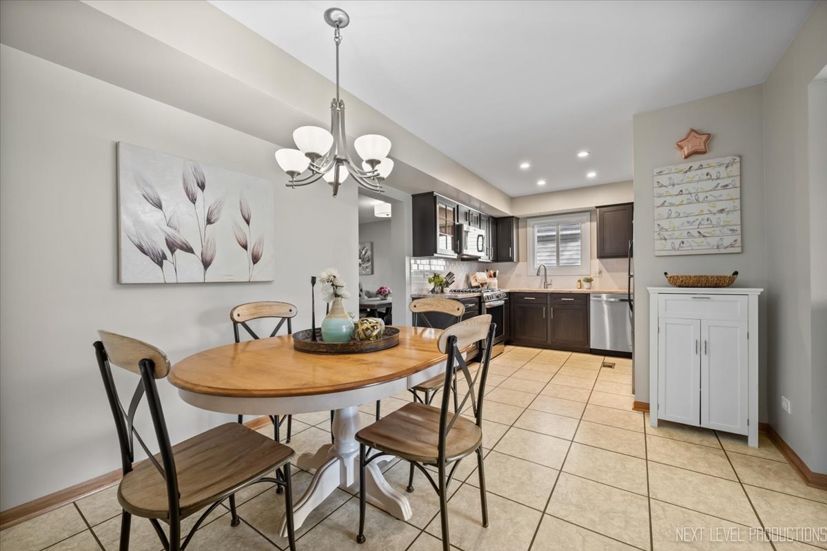 2465 Bristol Court