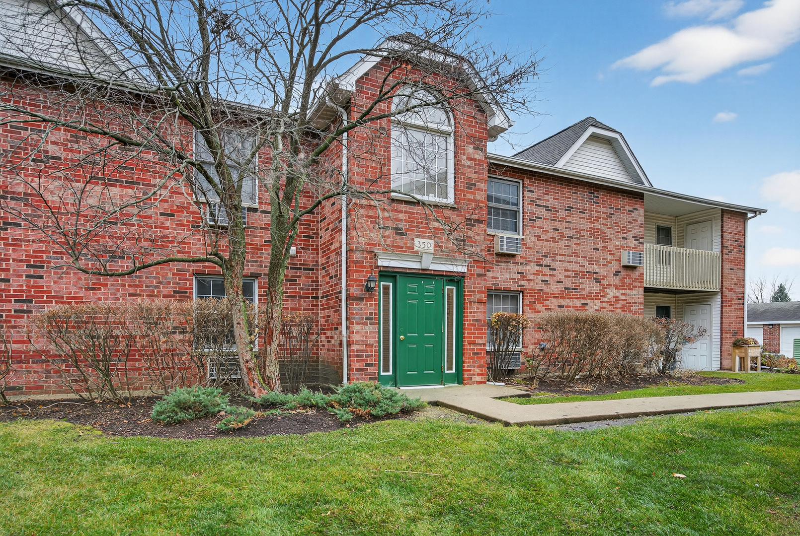 350 Leah Lane Unit: 2D