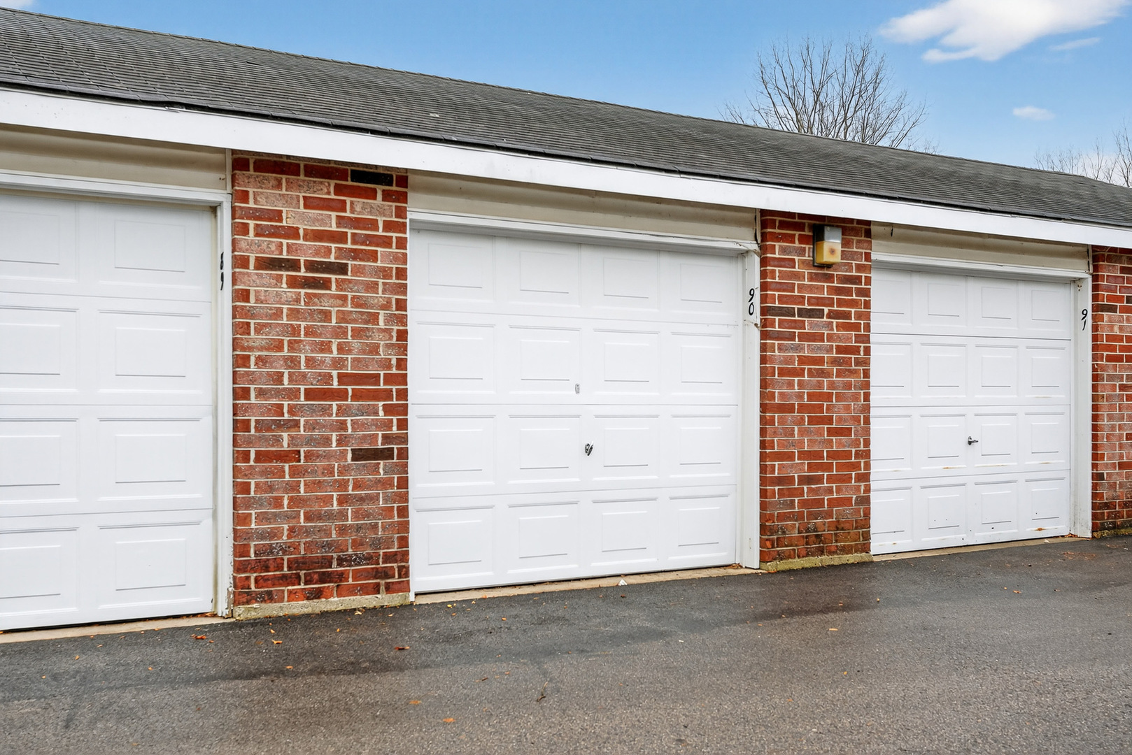 350 Leah Lane Unit: 2D