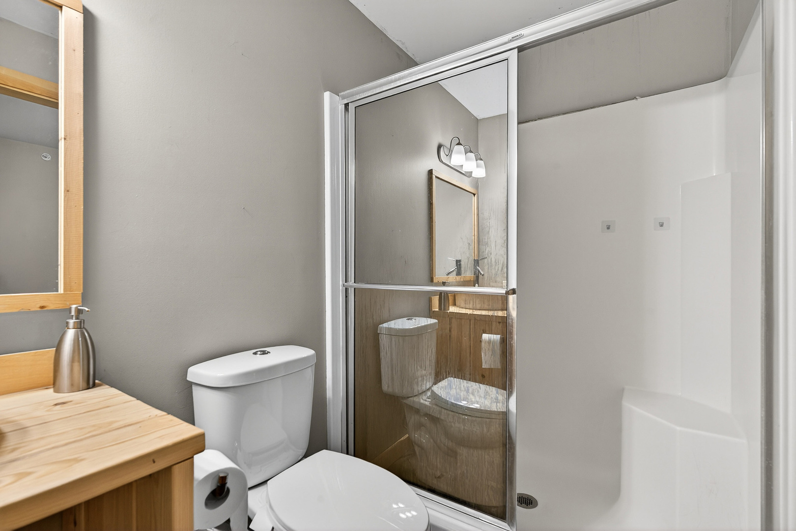 350 Leah Lane Unit: 2D