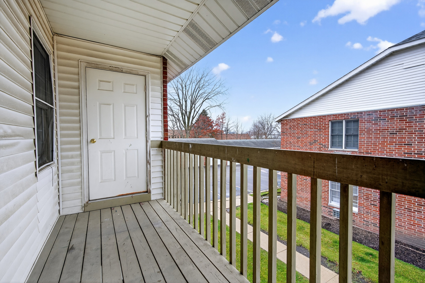 350 Leah Lane Unit: 2D