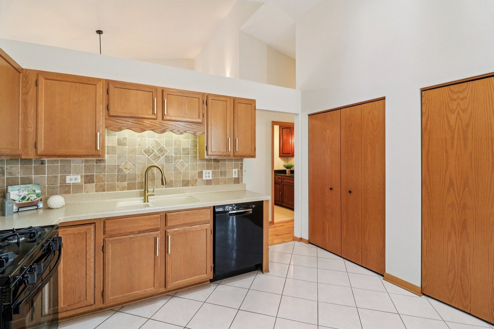 6167 Golfview Drive