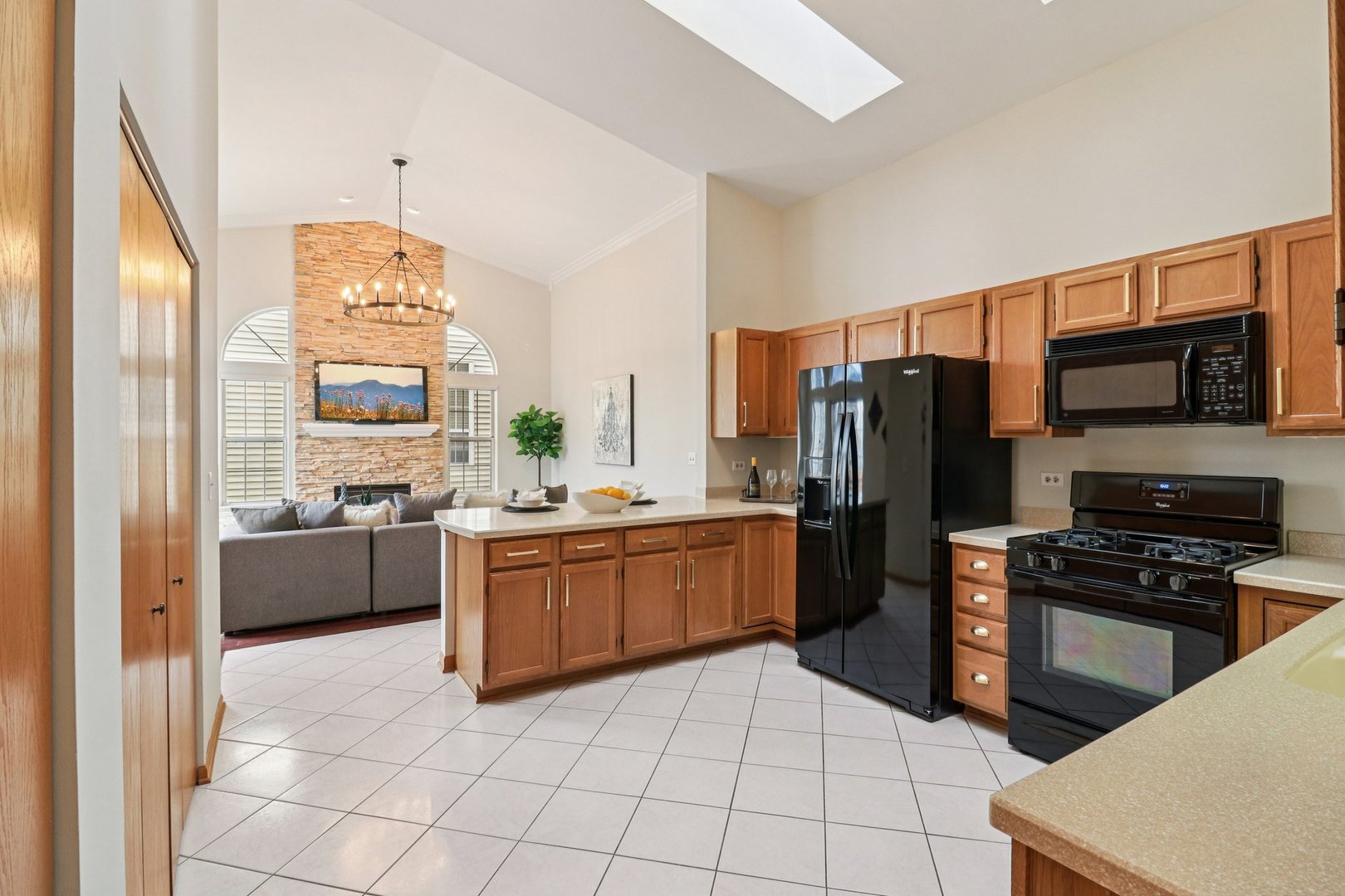 6167 Golfview Drive