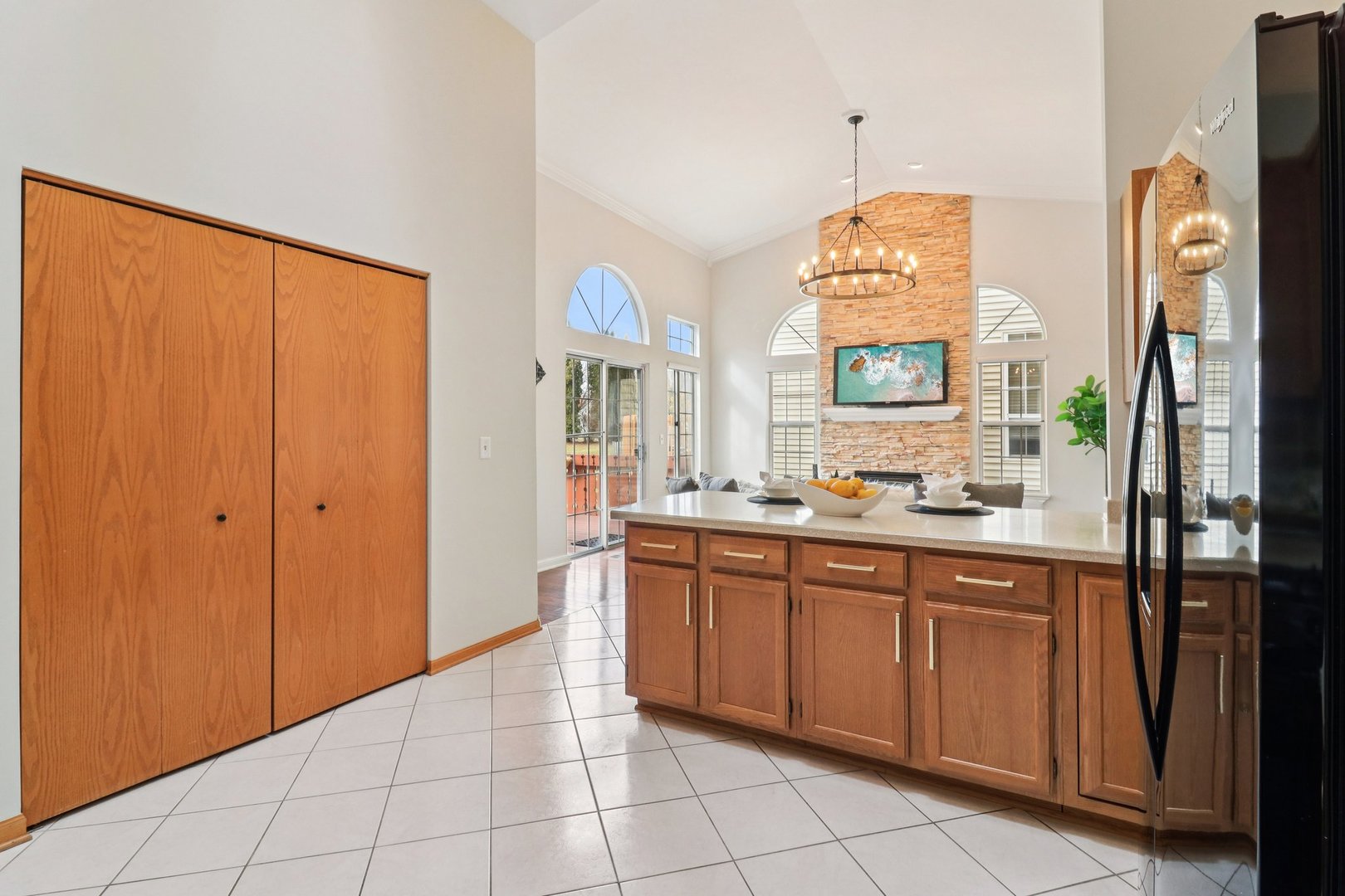 6167 Golfview Drive