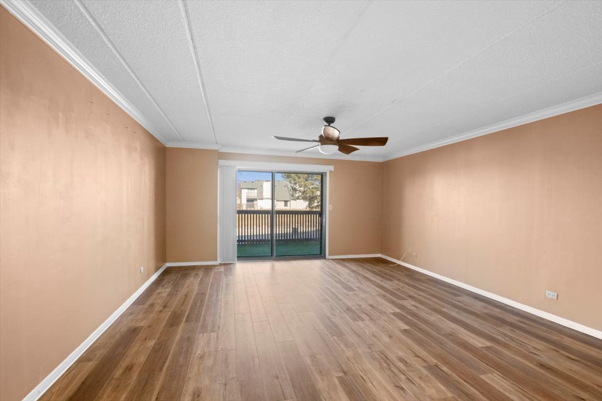 650 WHITNEY Court Unit: 211