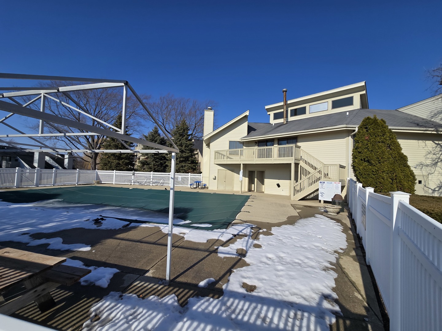 650 WHITNEY Court Unit: 211