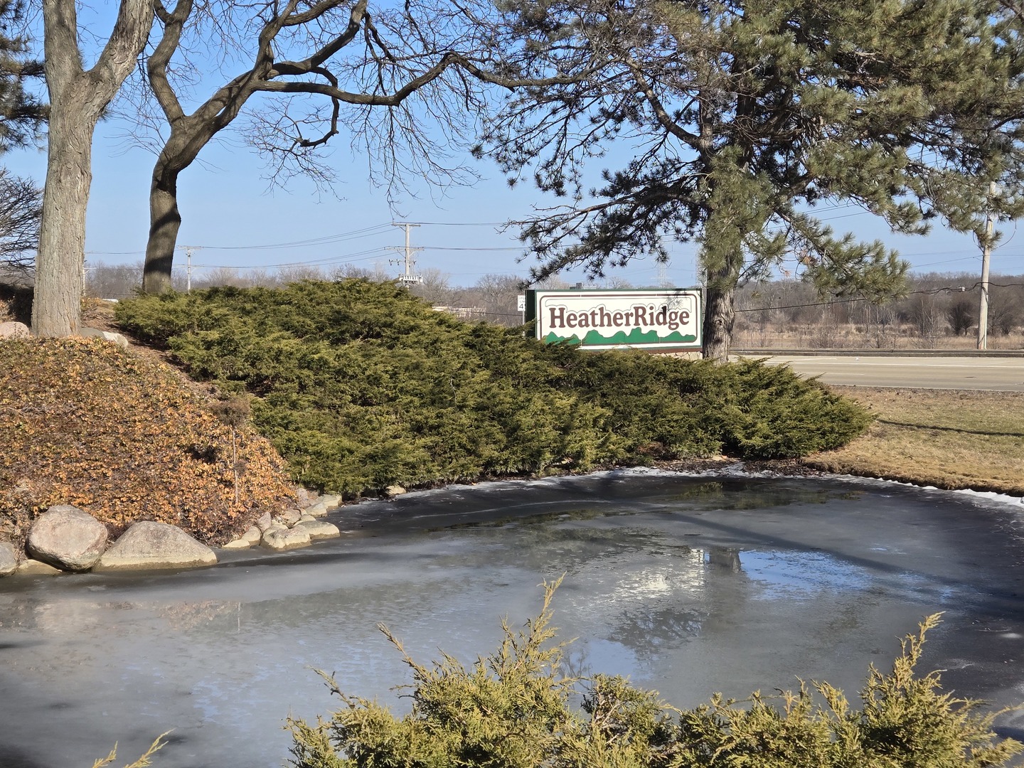 650 WHITNEY Court Unit: 211