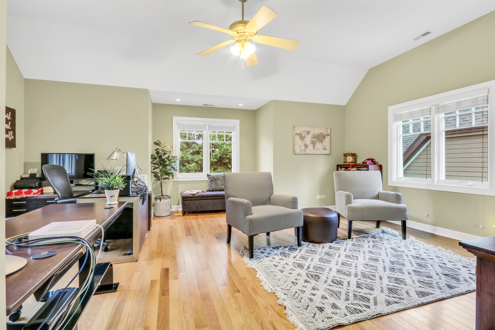 5684 Wolf Road