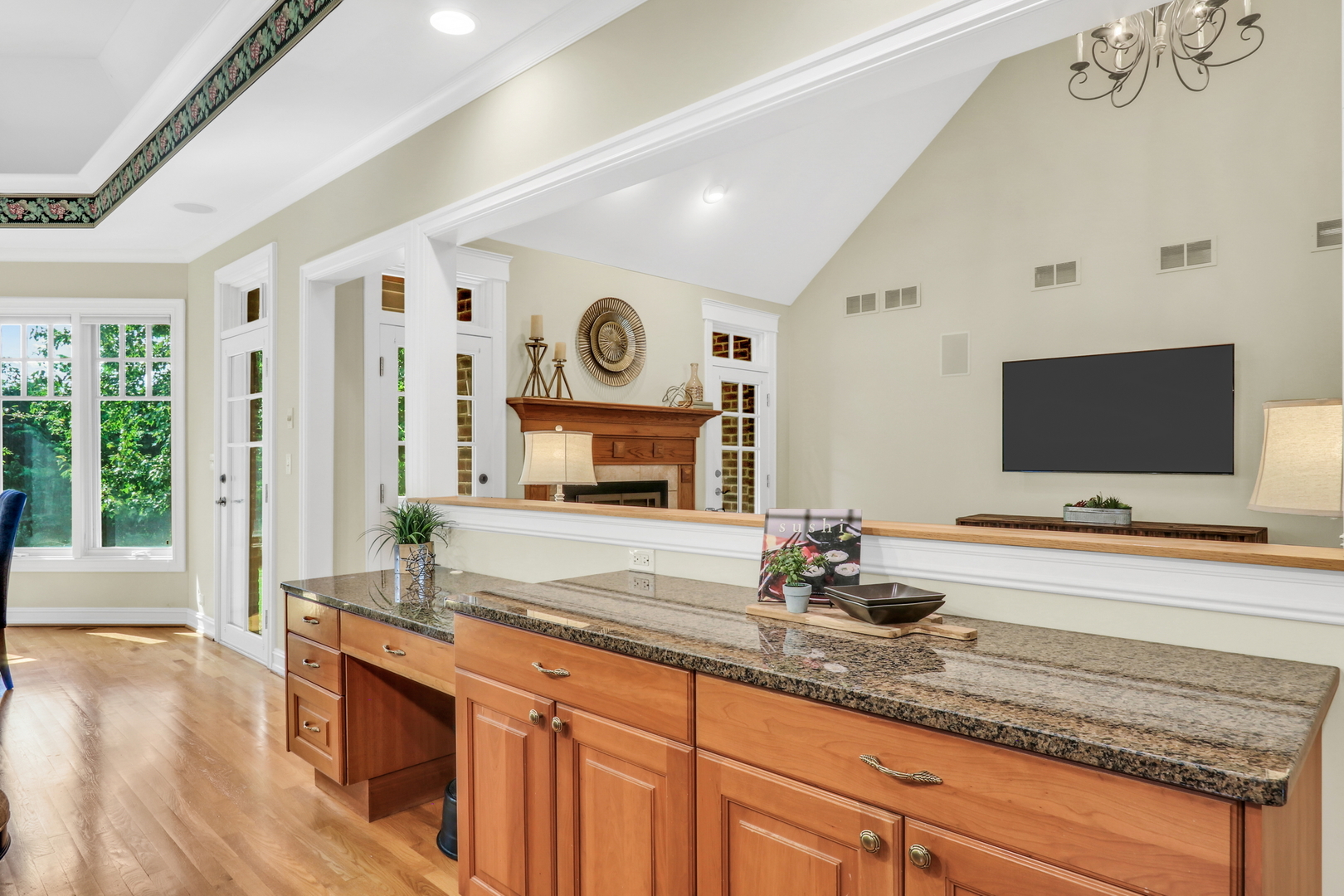 5684 Wolf Road