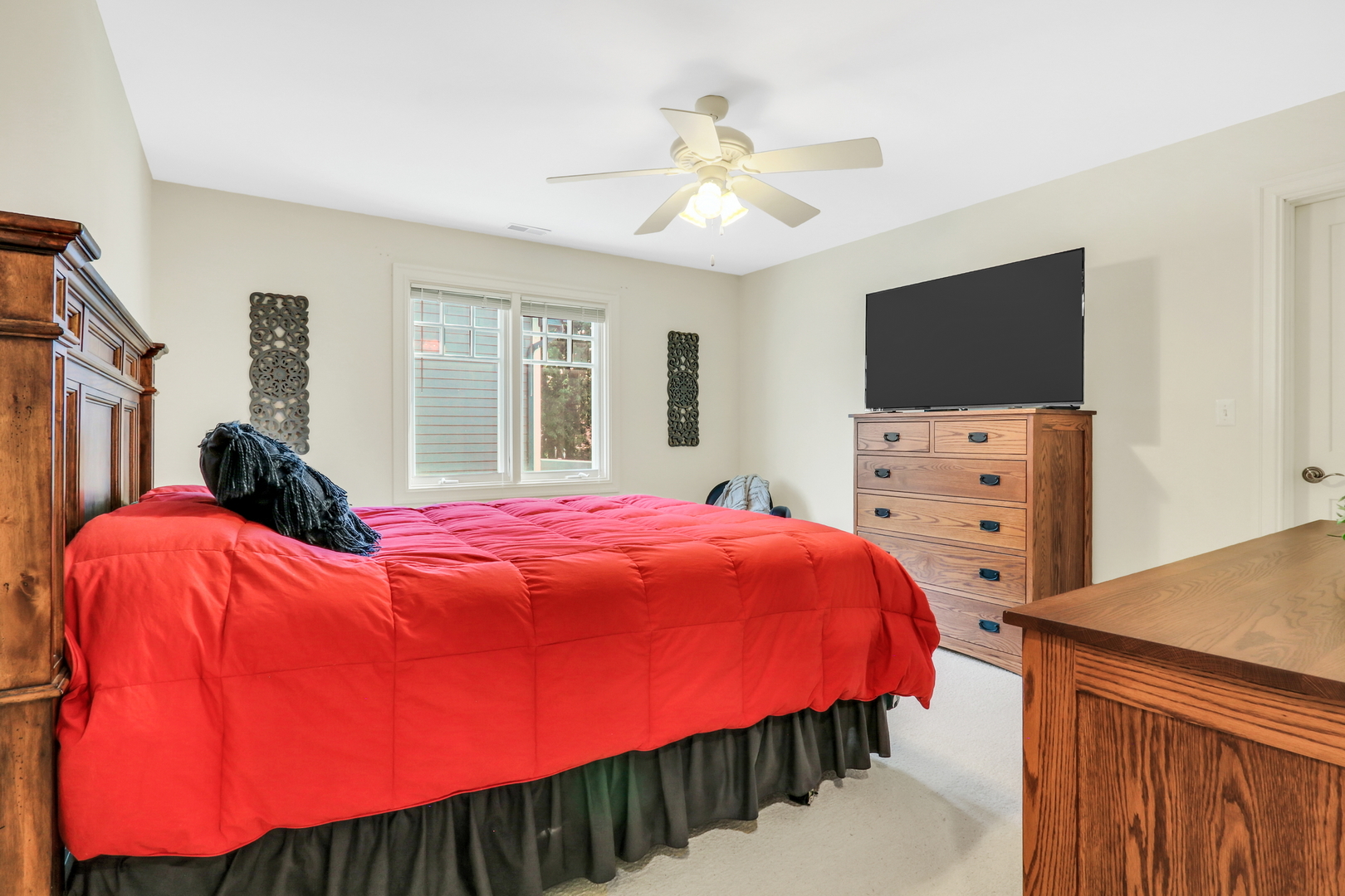 5684 Wolf Road