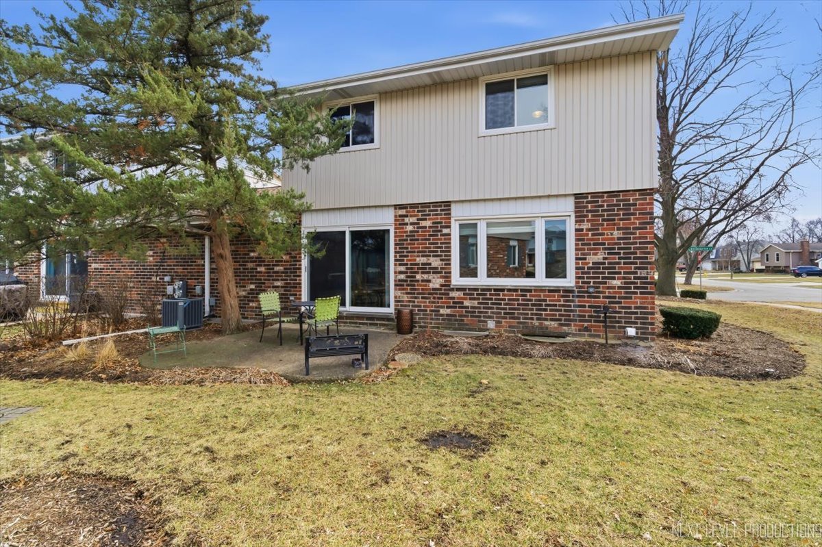 1601 Castbourne Court