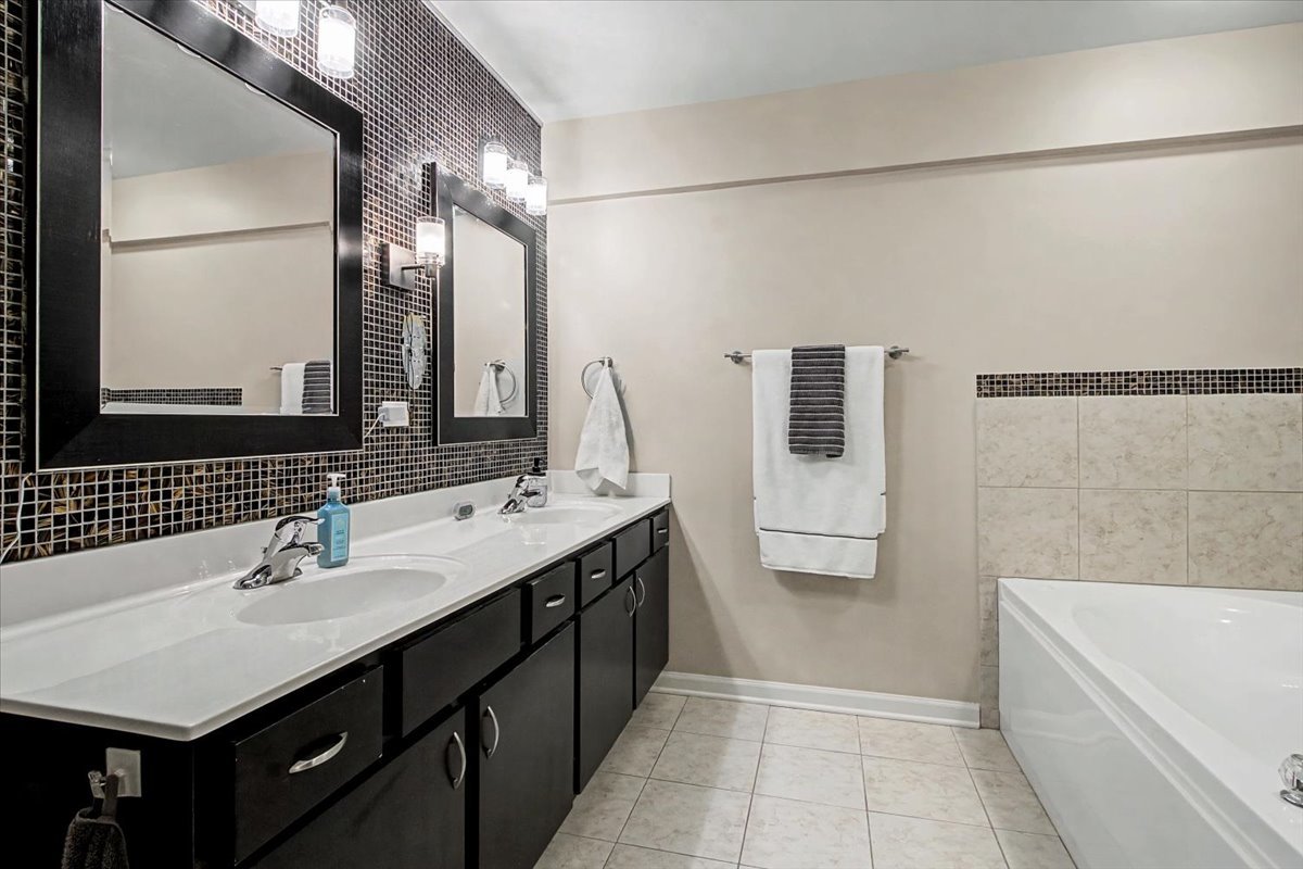 6420 Double Eagle Drive Unit: 501