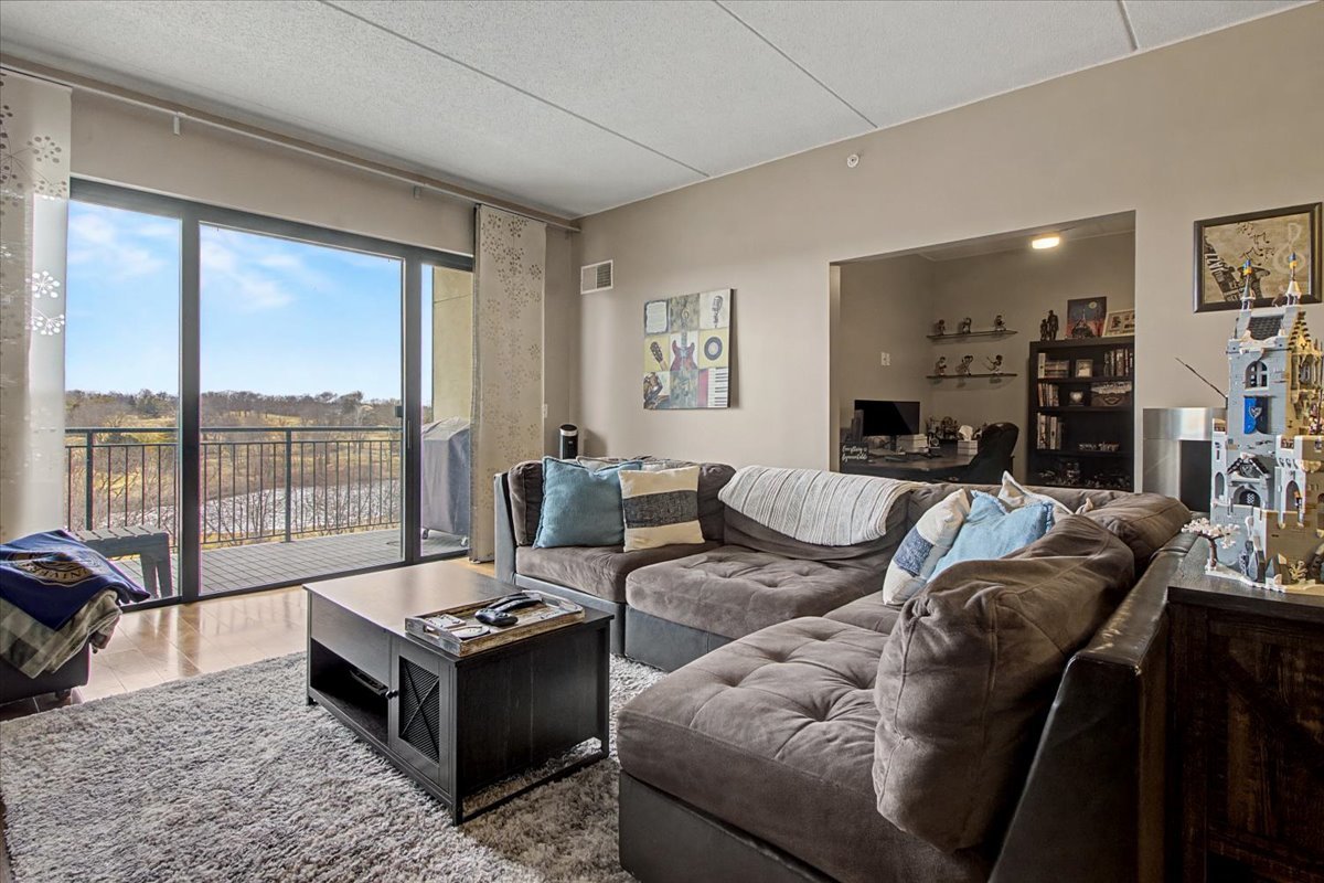 6420 Double Eagle Drive Unit: 501