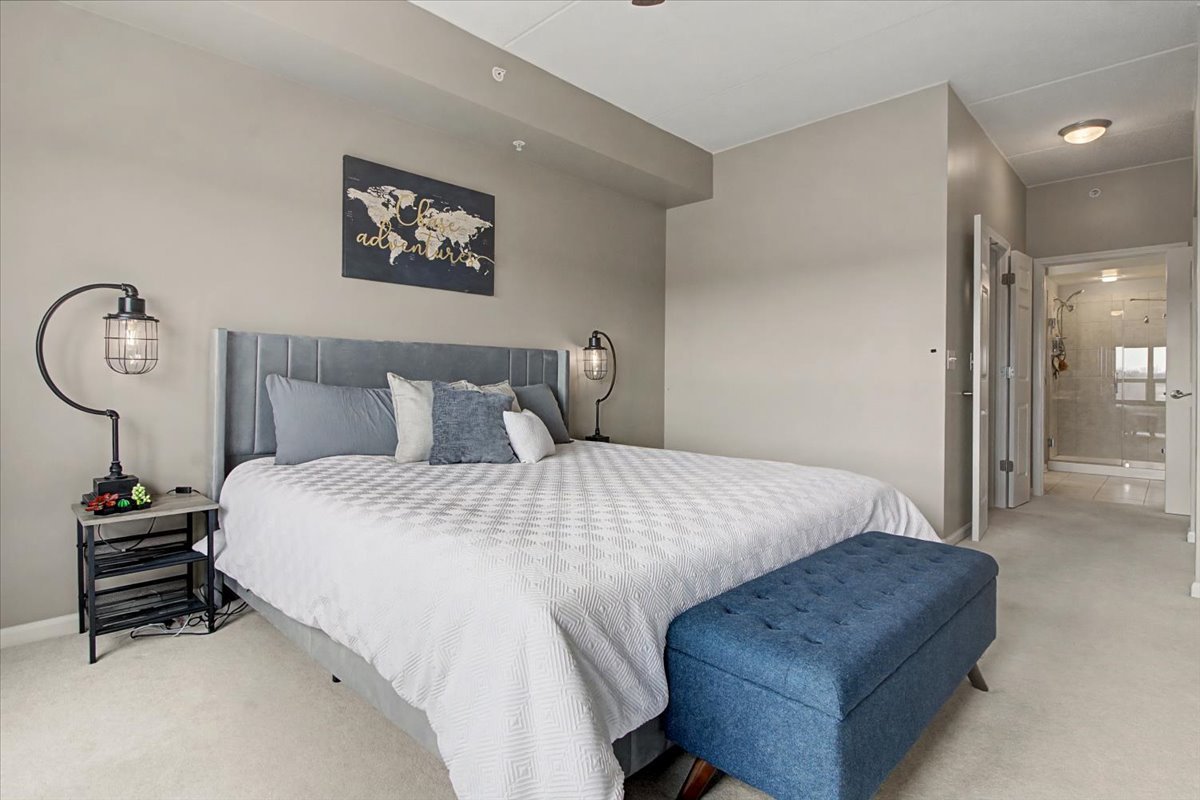 6420 Double Eagle Drive Unit: 501