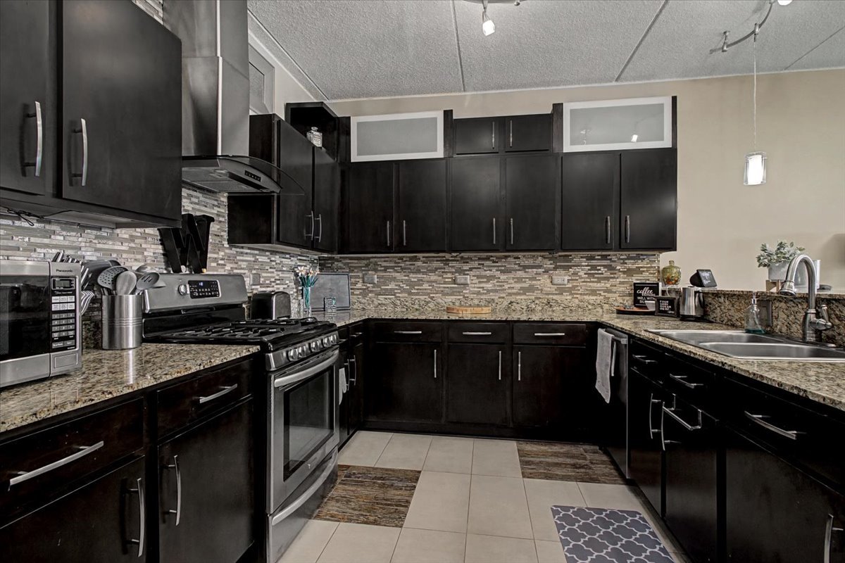 6420 Double Eagle Drive Unit: 501