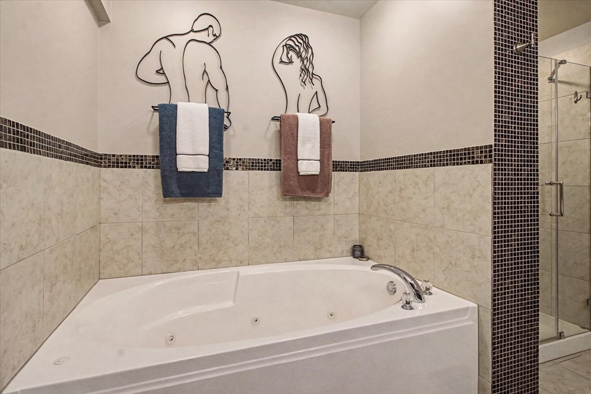 6420 Double Eagle Drive Unit: 501
