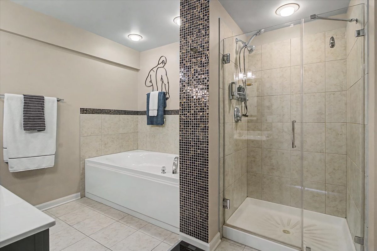 6420 Double Eagle Drive Unit: 501