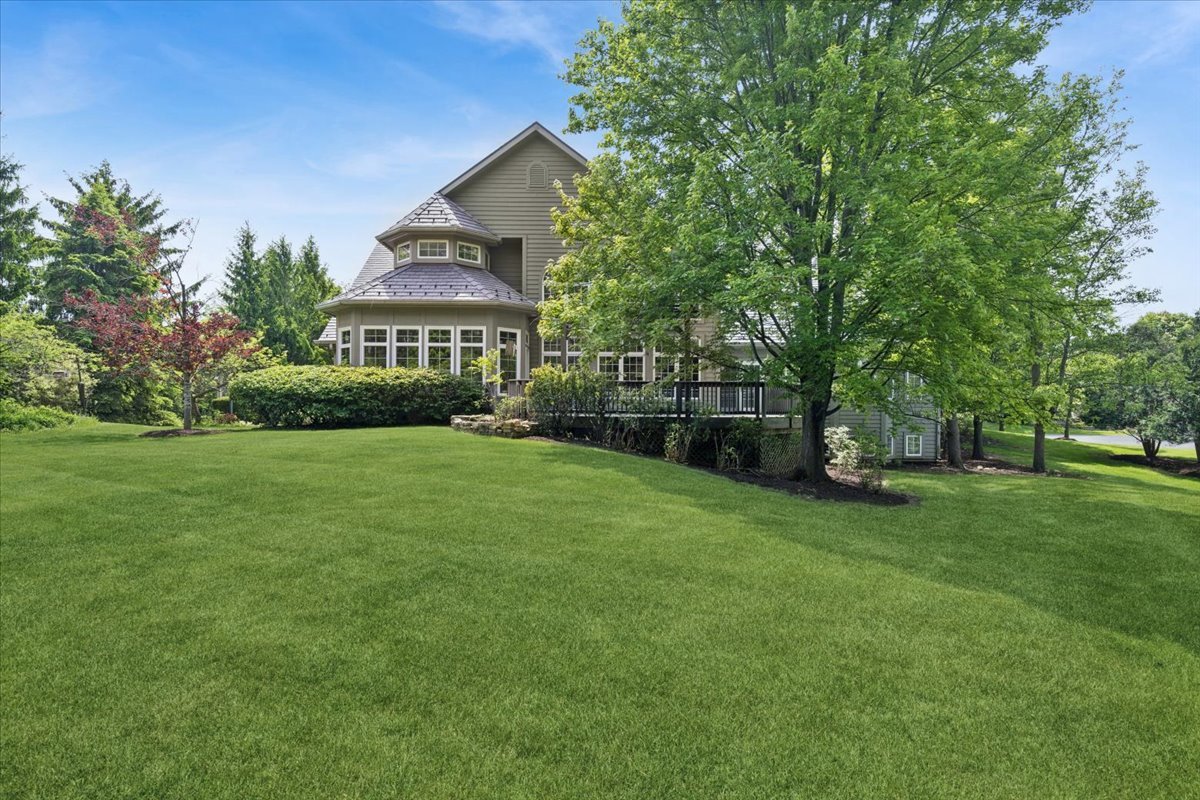 1546 Bobolink Circle